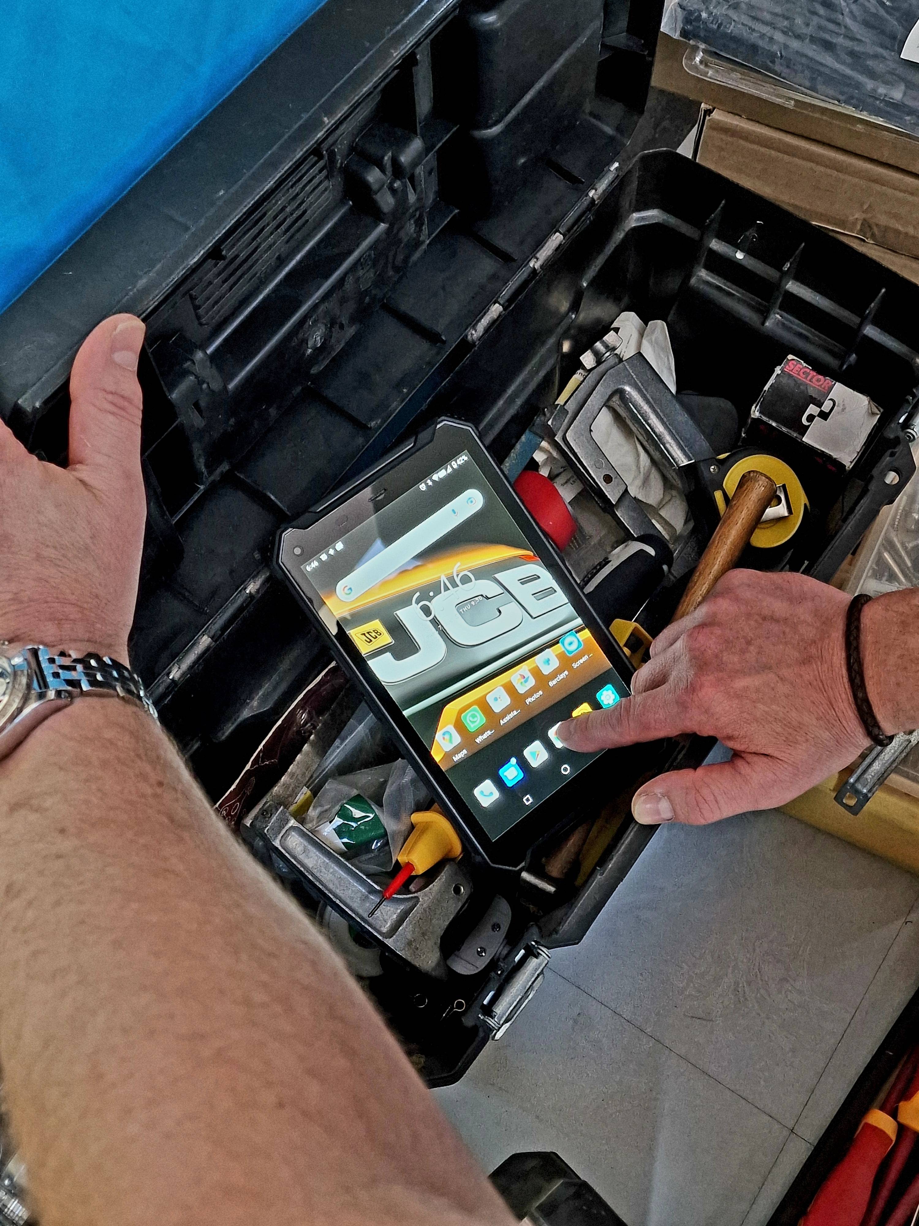 JCB Tough Tablet 8inch (2026)