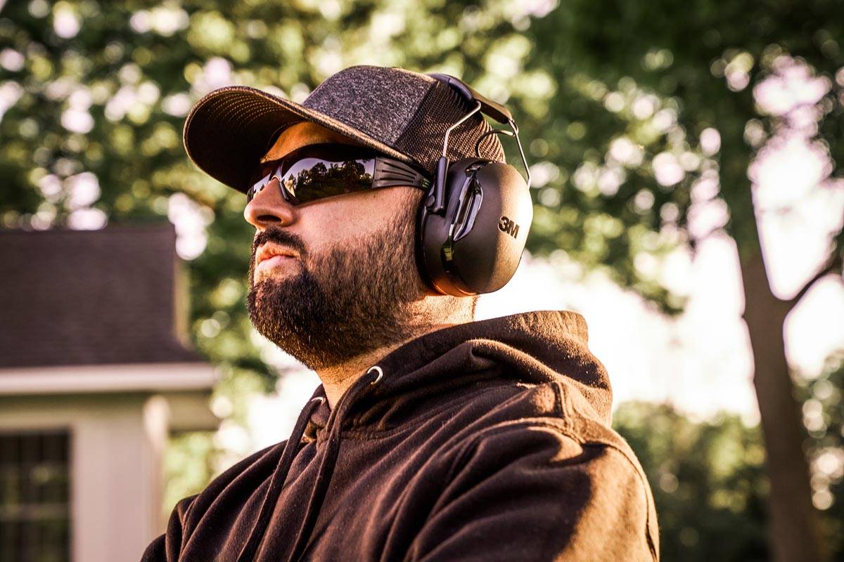 3M WorkTunes Connect en Solar draadloze gehoorbeschermer, met Bluetooth-technologie