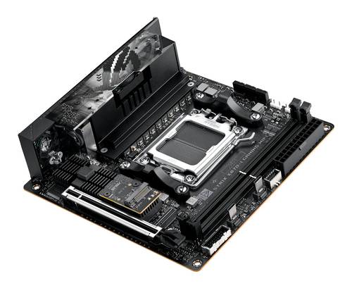 ASUS ROG STRIX X870-I GAMING WIFI AMD X870 Socket AM5 mini ITX