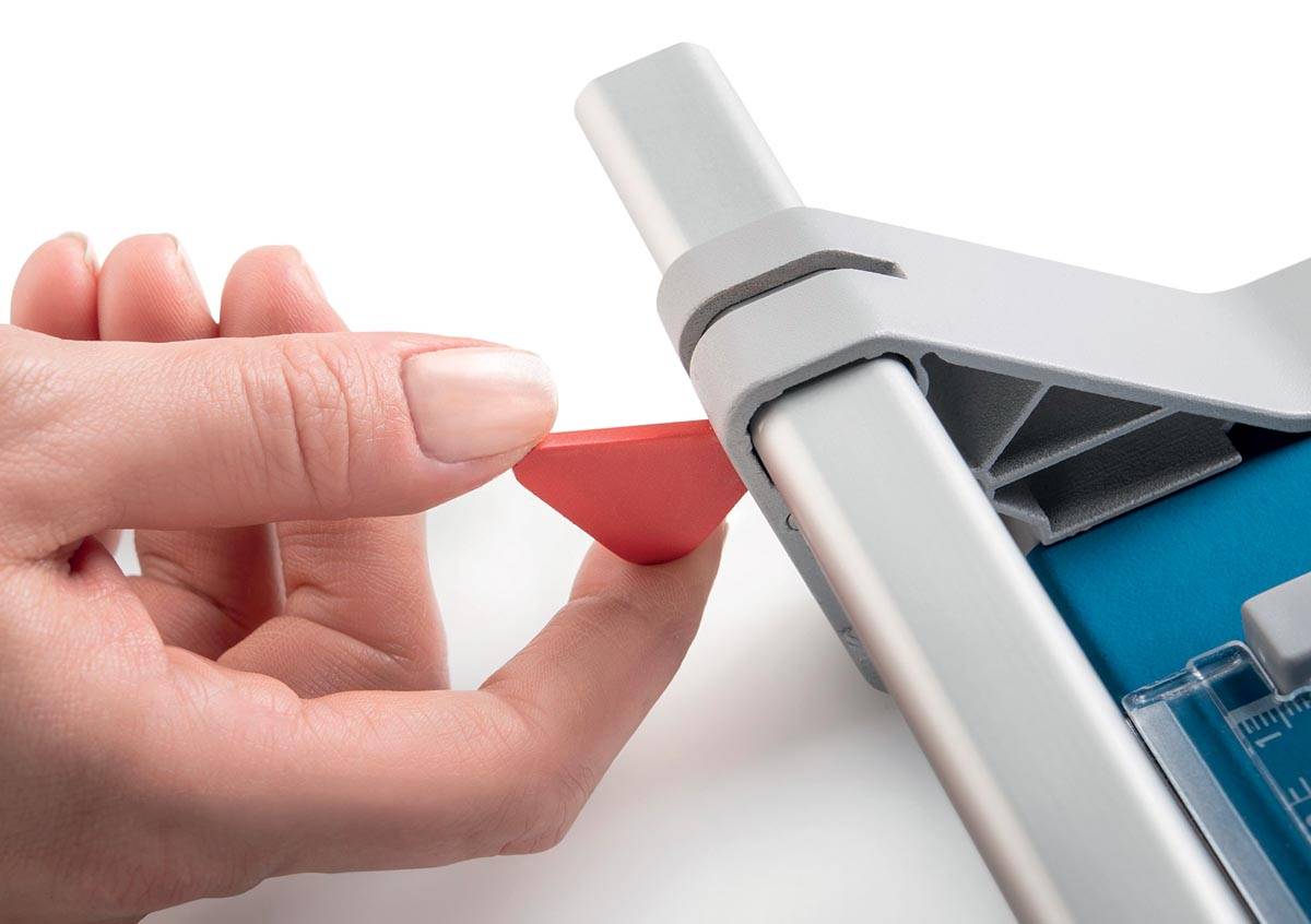 Dahle rolsnijmachine 507 voor ft A4, capaciteit: 8 vel