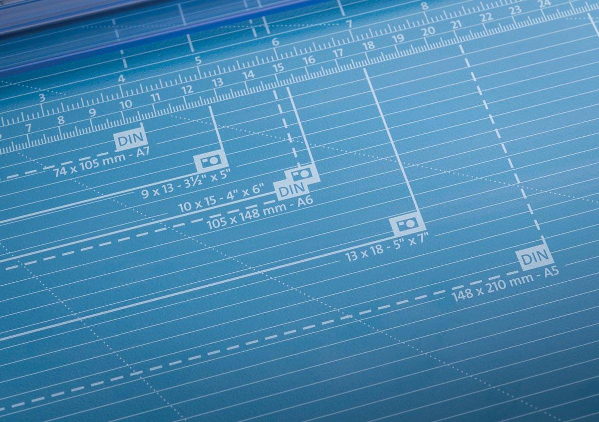 Dahle rolsnijmachine 550 voor ft A4, capaciteit: 20 vel