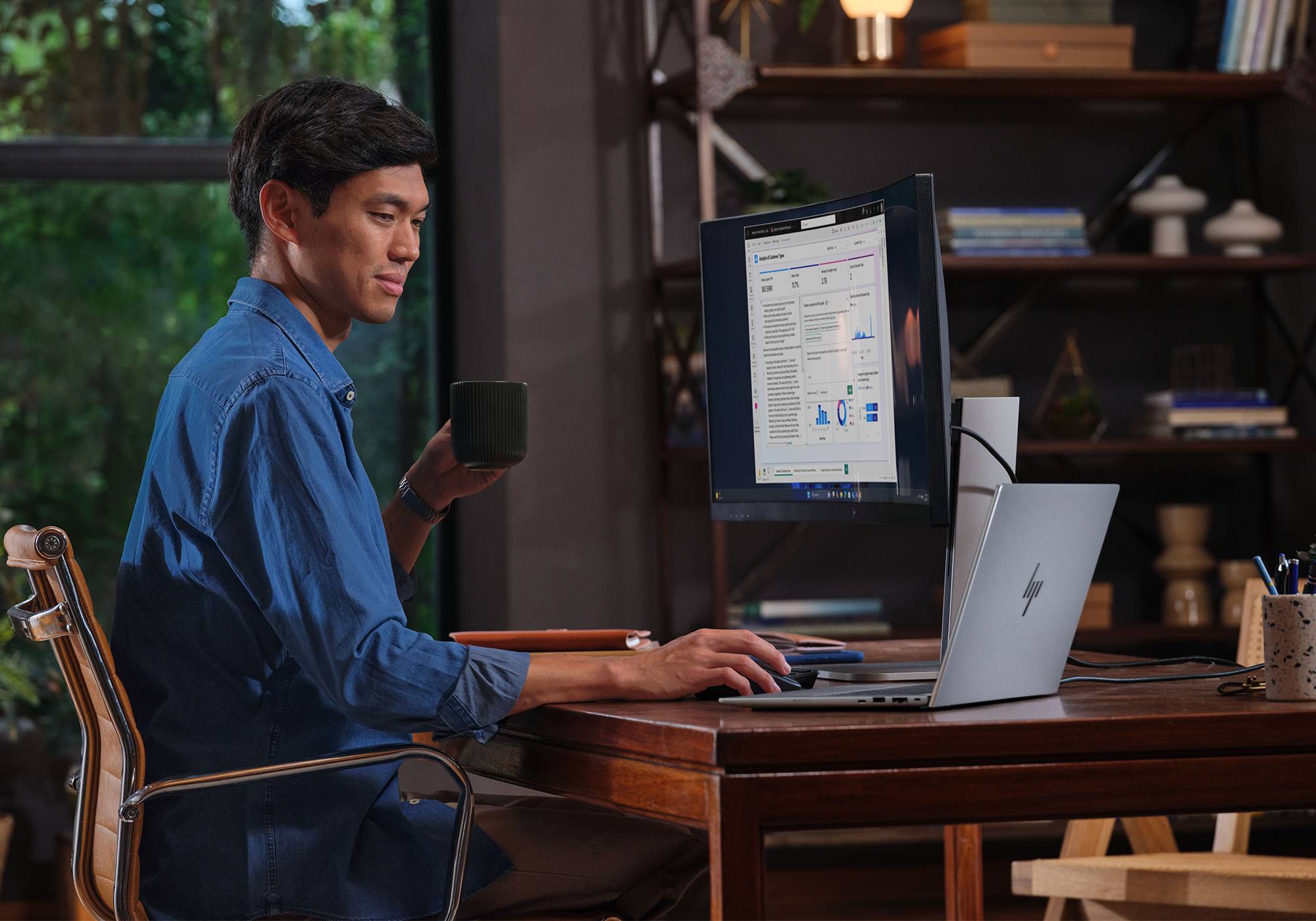 HP EliteBook 8 G2i Next Gen AI Copilot+ PC Intel Core Ultra 7 355 Laptop 35,6 cm (14") WUXGA 32 GB LPDDR5x-SDRAM 512 GB SSD Wi-Fi 7 (802.11be) Windows 11 Pro Zilver