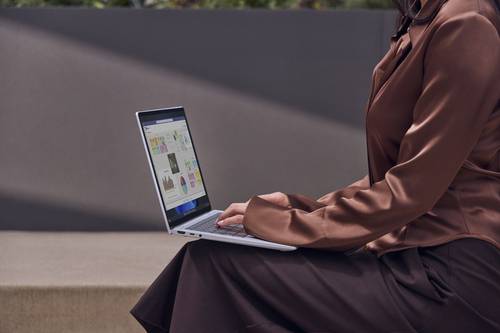 HP EliteBook X G2q Next Gen AI Copilot+ PC Snapdragon X2P-42-100 Laptop 35,6 cm (14") WUXGA 16 GB LPDDR5x-SDRAM 512 GB SSD Wi-Fi 7 (802.11be) Windows 11 Pro Blauw