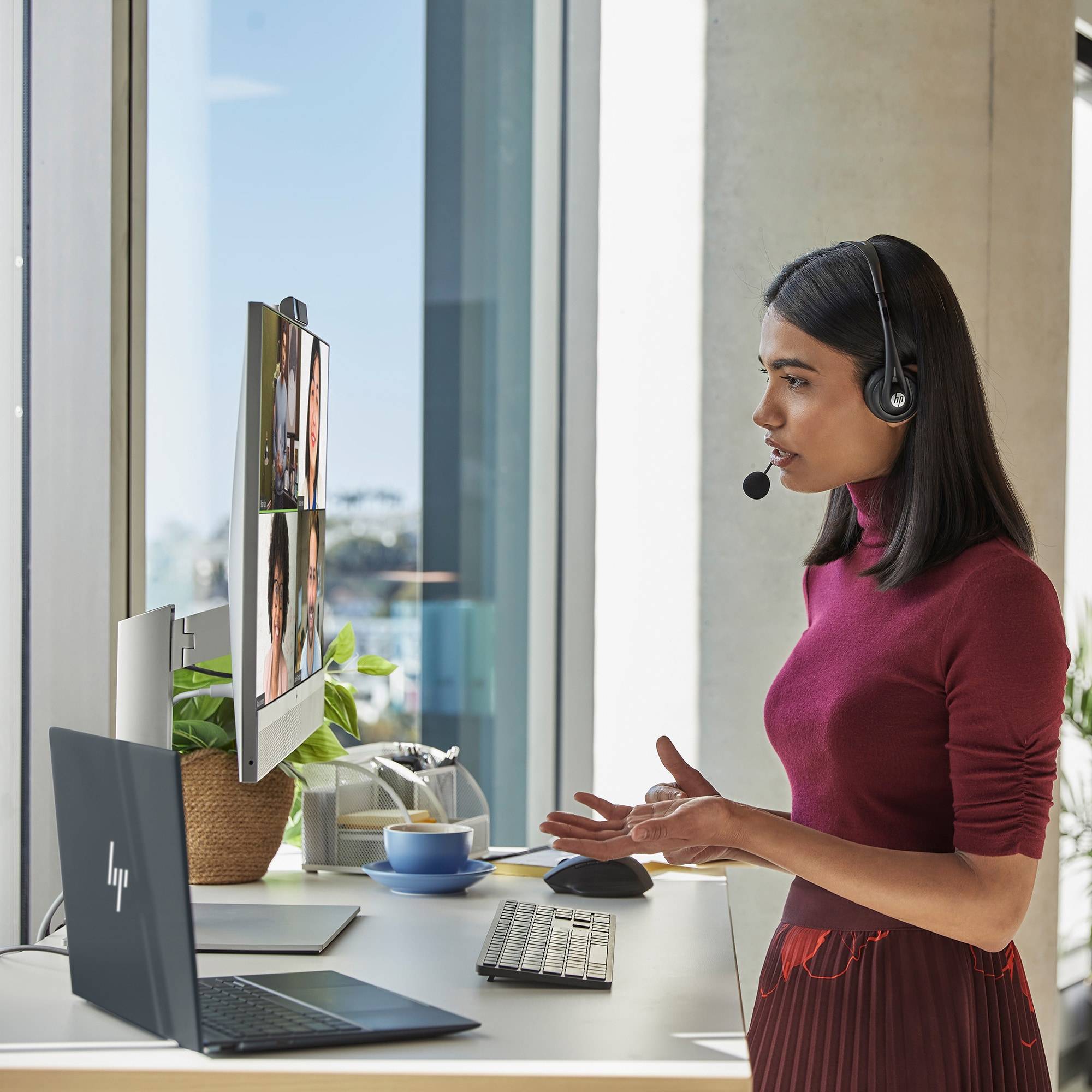HP EliteOne 870 G9 Intel® Core™ i5 i5-14500 68,6 cm (27") 2560 x 1440 Pixels Touchscreen Alles-in-één-pc 16 GB DDR5-SDRAM 512 GB SSD Windows 11 Pro Wi-Fi 6E (802.11ax) Zilver