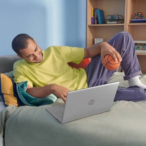 HP 17-cn2055nd Intel® Core™ i5 i5-1235U Laptop 43,9 cm (17.3") Full HD 16 GB DDR4-SDRAM 512 GB SSD Wi-Fi 5 (802.11ac) Windows 11 Home Zilver