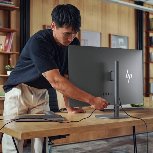 HP OmniStudio X 32-c0091nd Intel Core Ultra 7 155H 31.5inch UHD AG 32GB DDR5 2TB PCIe NVMe SSD RTX 4050 6GB W11H Meteor Silver 80 cm (31.5") 3840 x 2160 Pixels Alles-in-één-pc DDR5-SDRAM NVIDIA GeForce RTX 4050 Windows 11 Home Wi-Fi 7 (802.11be) AI PC Z