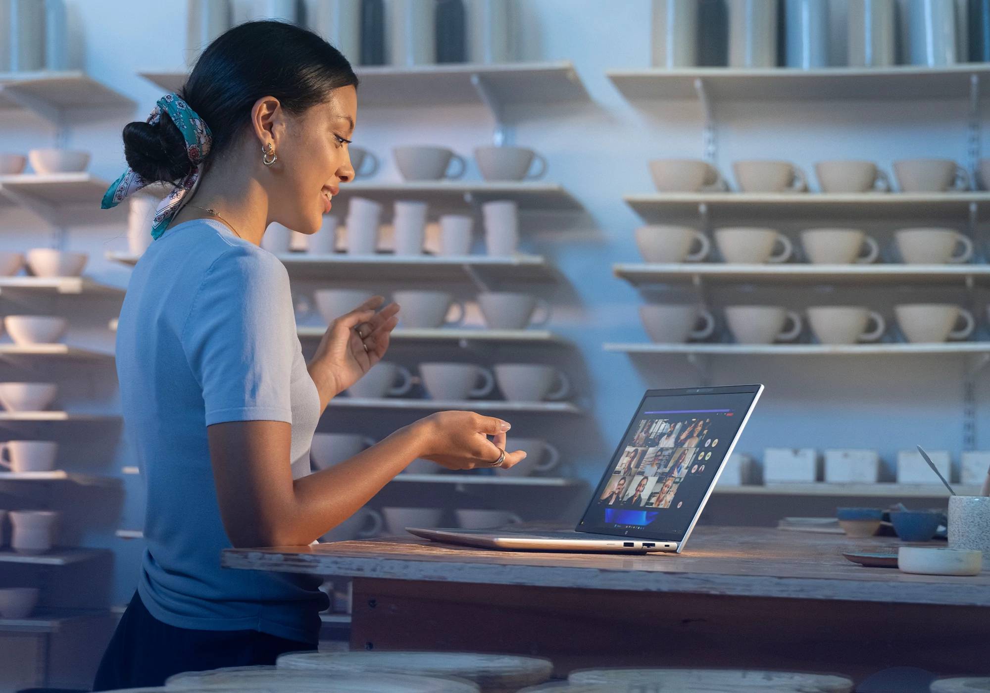 HP ProBook 4 G1a 16 AI AMD Ryzen™ 5 230 Laptop 40,6 cm (16") WUXGA 16 GB DDR5-SDRAM 512 GB SSD Wi-Fi 6E (802.11ax) Windows 11 Pro AI PC Zilver