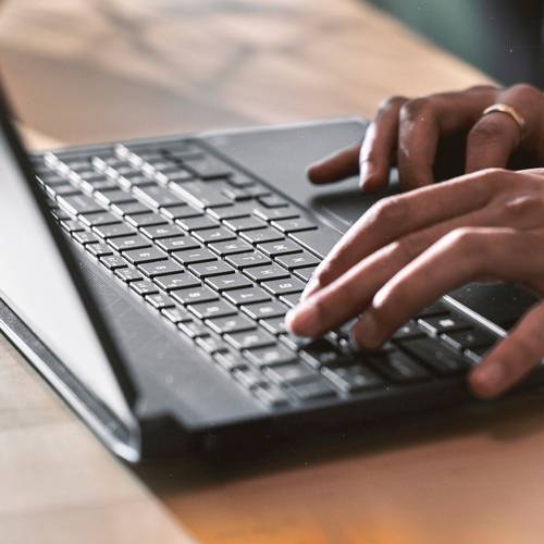 HP Victus Gaming 15-fa1015nd Intel® Core™ i5 i5-12450H Laptop 39,6 cm (15.6") Full HD 16 GB DDR4-SDRAM 512 GB SSD NVIDIA GeForce RTX 2050 Wi-Fi 6 (802.11ax) Windows 11 Home Zwart
