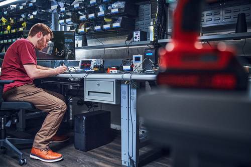 HP Z2 Tower G9 Intel® Core™ i7 i7-14700 16 GB DDR5-SDRAM 512 GB SSD Windows 11 Pro Workstation Zwart