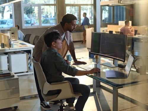 HP ZBook Fury G1i 16 Intel Core Ultra 7 255HX Mobiel werkstation 40,6 cm (16") WUXGA 32 GB DDR5-SDRAM 1 TB SSD NVIDIA RTX PRO 2000 Blackwell Wi-Fi 7 (802.11be) Windows 11 Pro AI Workstation, AI PC Zilver