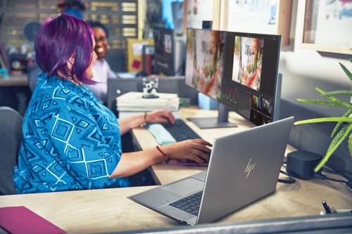 HP ZBook Studio 16 G11 Intel Core Ultra 7 165H Mobiel werkstation 40,6 cm (16") WUXGA 32 GB DDR5-SDRAM 1 TB SSD NVIDIA Quadro RTX 3000 Wi-Fi 7 (802.11be) Windows 11 Pro Zilver