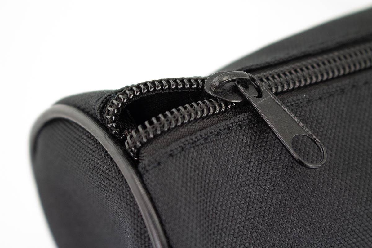 Kangaro pennenzak, rond, ft 20 x 8,5 cm, zwart