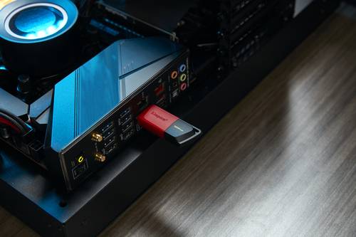 Kingston Technology DataTraveler Exodia M 128 GB, USB 3.2 Gen 1 (zwart + rood)