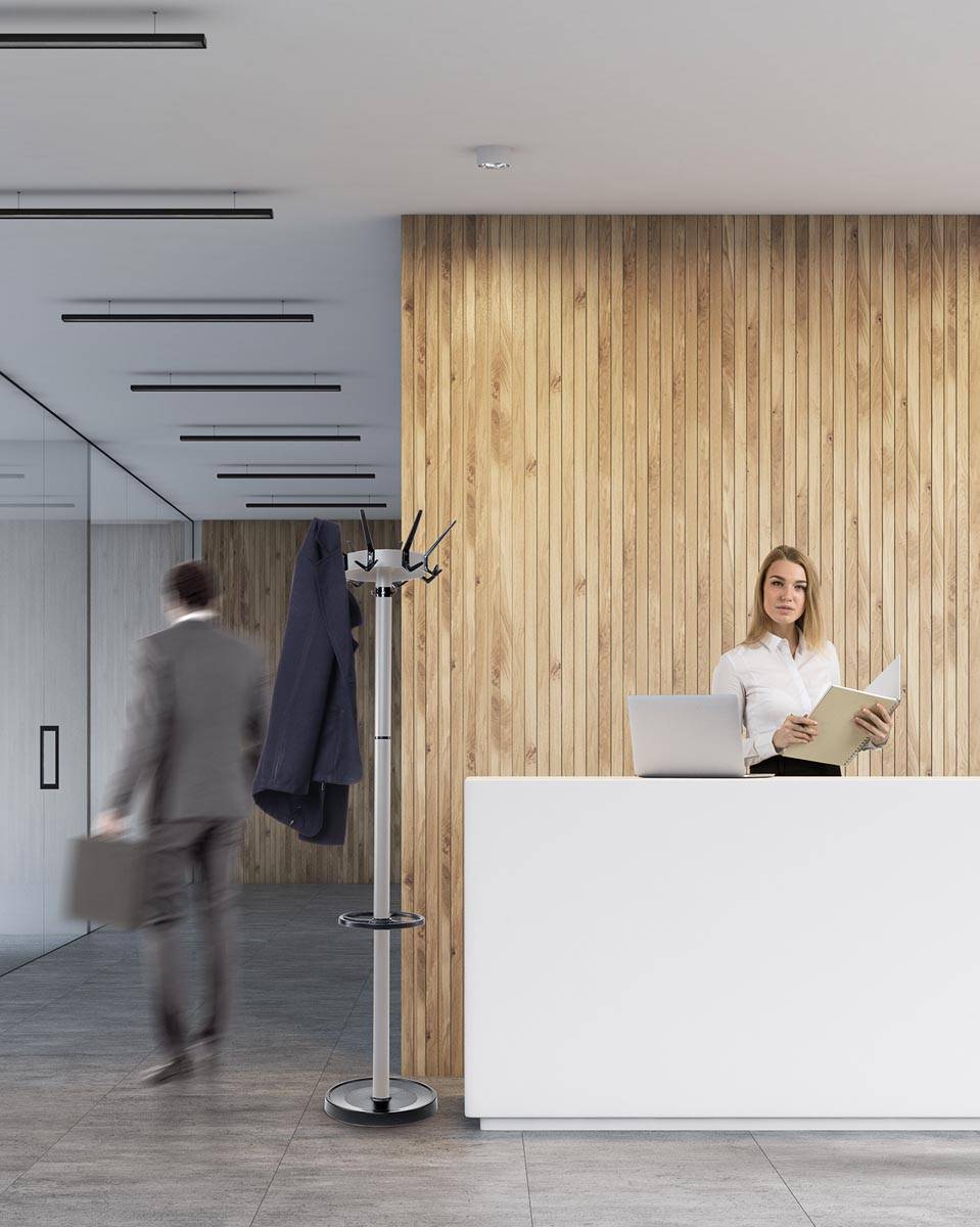 MAUL kapstok caligo metaal, hoogte 175 cm, 32 kledinghaken met parapluhouder, zilver