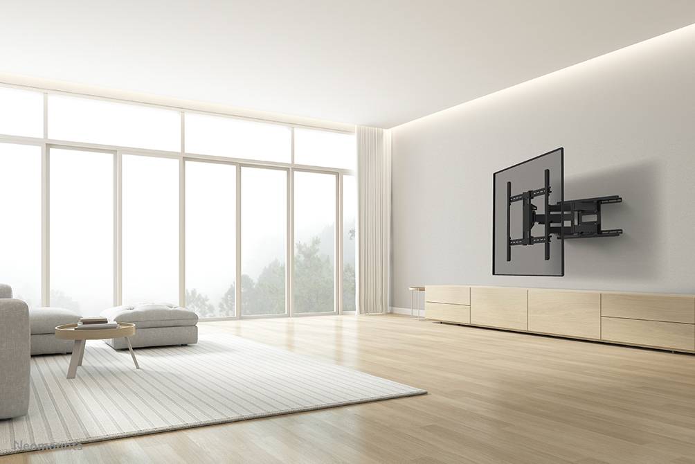 Neomounts WL35S-950BL19 Heavy duty muurbeugel 55-110" - kantelbaar - vergrendelbaar - landscape en portrait
