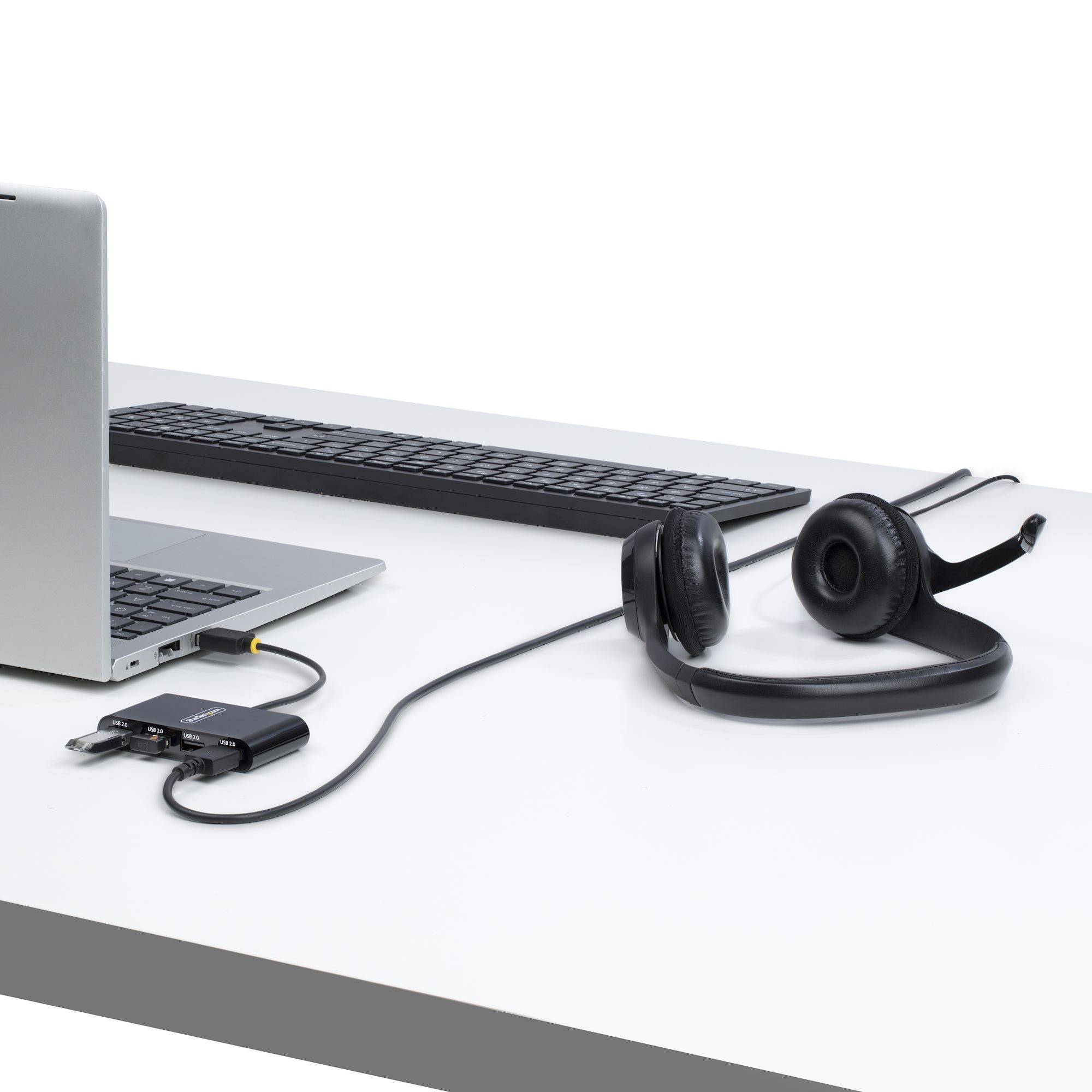 StarTech.com 4-Port USB 2.0 Hub, USB Bus Powered, Compacte Travel USB Hub, USB 2.0 Splitter, Multi-Port Mini USB Hub, 480Mbps, Overspanningsbeveiliging (OCP)