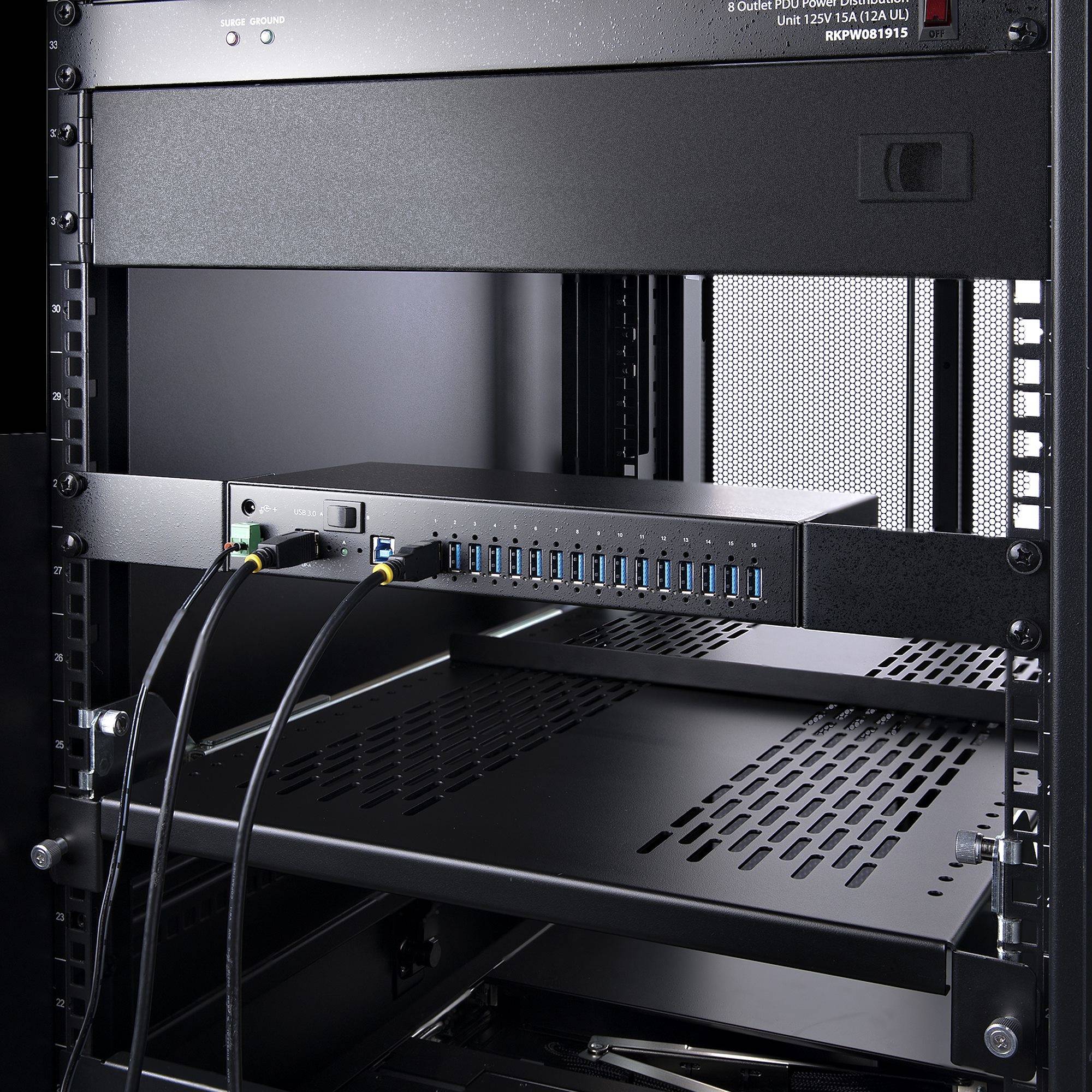 StarTech.com 16-Port Industrial USB 3.0 Hub, 5Gbps, Staal, DIN/Wand/Rack Monteerbaar, ESD Beveiliging, Terminal Block Voeding, Tot 120W Gedeelde USB Charging, Dual-Host Hub/Switch